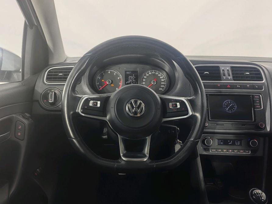 Volkswagen Polo V Рестайлинг Санкт-Петербург  - изображение 10