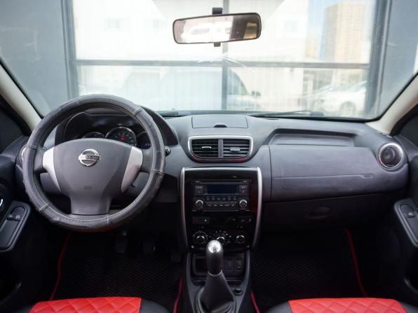 Nissan Terrano III (D10) с пробегом 2016 года, цена 1 050 000 рублей, 135555 км, внедорожник, Автокод Объявления