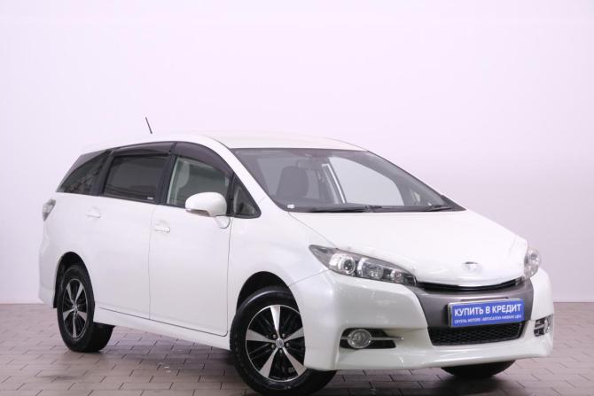 Toyota Wish II Рестайлинг с пробегом 2017 года, цена 2 019 000 рублей, 85000 км, минивэн, Автокод Объявления