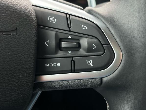 Geely Atlas Pro с пробегом 2023 года, цена 1 990 000 рублей, 50700 км, внедорожник, Автокод Объявления