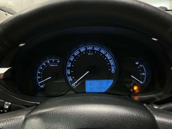 Toyota Corolla XI (E160 E170 E180) с пробегом 2014 года, цена 1 020 000 рублей, 176381 км, седан, Автокод Объявления