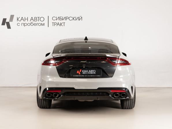 Kia Stinger I с пробегом 2018 года, цена 3 100 000 рублей, 124600 км, лифтбек, Автокод Объявления