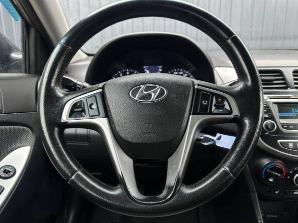 Hyundai Solaris I с пробегом 2011 года, цена 599 000 рублей, 234000 км, седан, Автокод Объявления
