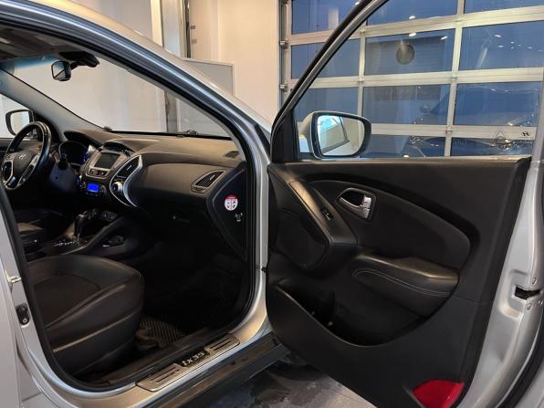 Hyundai ix35 I с пробегом 2010 года, цена 1 365 000 рублей, 182521 км, внедорожник, Автокод Объявления