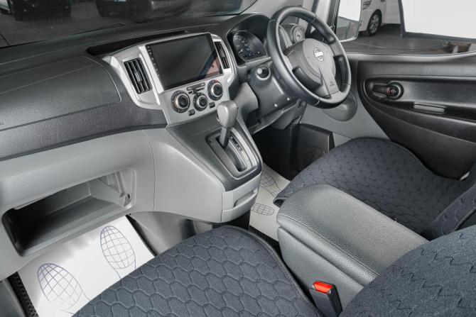Nissan NV200 с пробегом 2017 года, цена 1 649 000 рублей, 165000 км, минивэн, Автокод Объявления