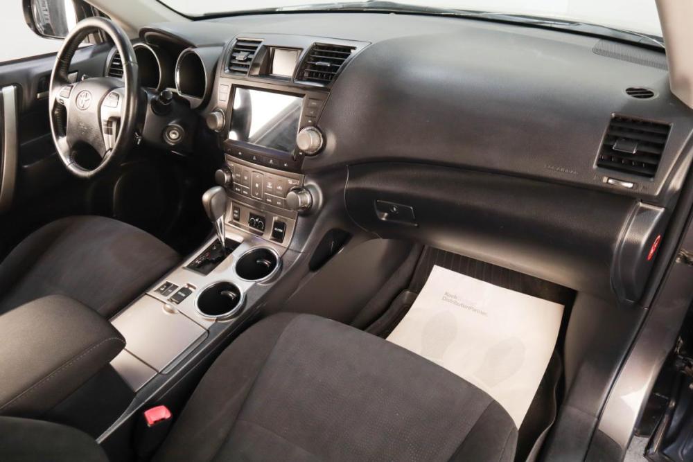 Toyota Highlander II (XU40) Рестайлинг Челябинск  - изображение 9