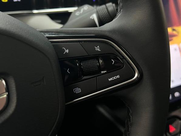 Geely Atlas II с пробегом 2024 года, цена 3 099 000 рублей, 37000 км, внедорожник, Автокод Объявления