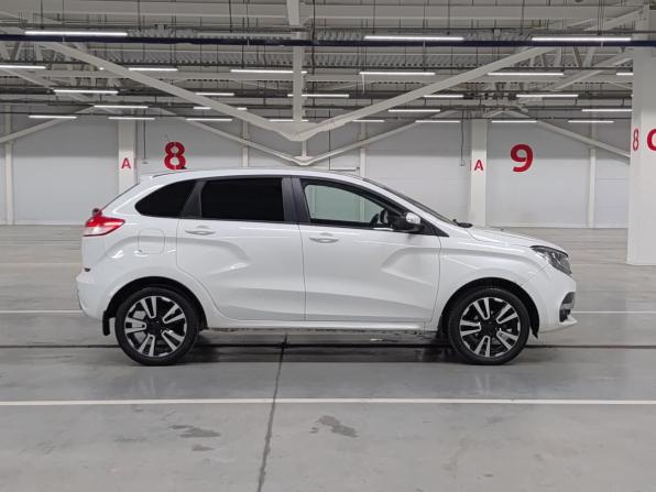 Lada (ВАЗ) XRAY I с пробегом 2016 года, цена 560 000 рублей, 130402 км, хэтчбек, Автокод Объявления