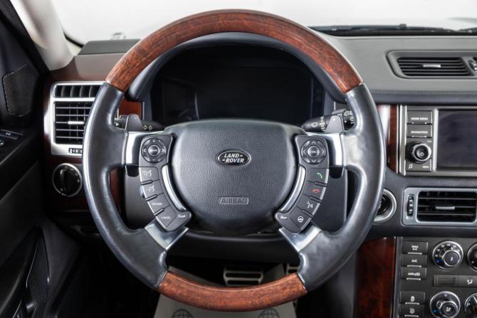 Land Rover Range Rover III Рестайлинг 2 с пробегом 2011 года, цена 2 549 000 рублей, 147898 км, внедорожник, Автокод Объявления