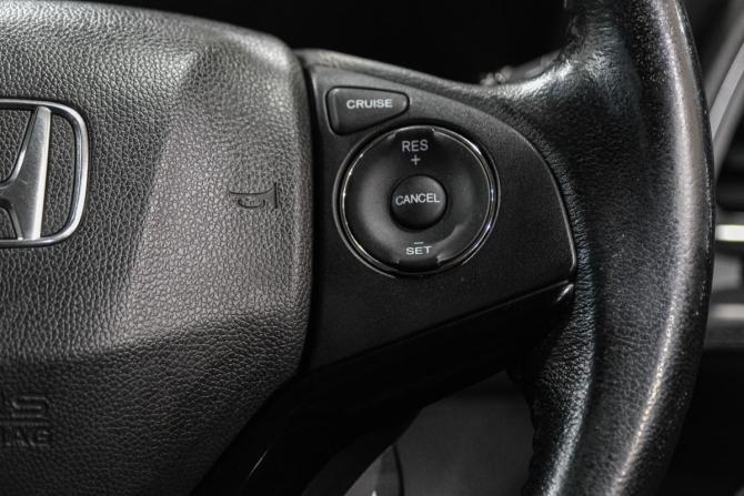 Honda Vezel I с пробегом 2014 года, цена 1 499 000 рублей, 119800 км, внедорожник, Автокод Объявления
