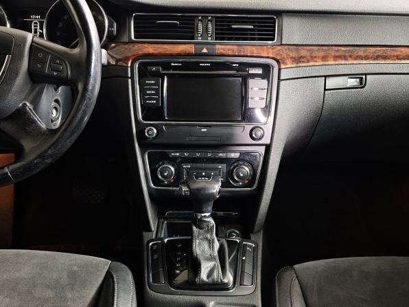 Skoda Superb II с пробегом 2011 года, цена 680 000 рублей, 345000 км, лифтбек, Автокод Объявления
