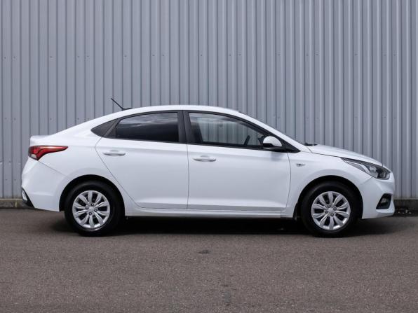 Hyundai Solaris II с пробегом 2019 года, цена 1 499 000 рублей, 64539 км, седан, Автокод Объявления