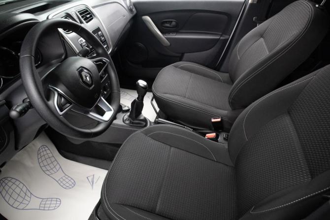 Renault Logan II Рестайлинг с пробегом 2022 года, цена 1 199 000 рублей, 11960 км, седан, Автокод Объявления