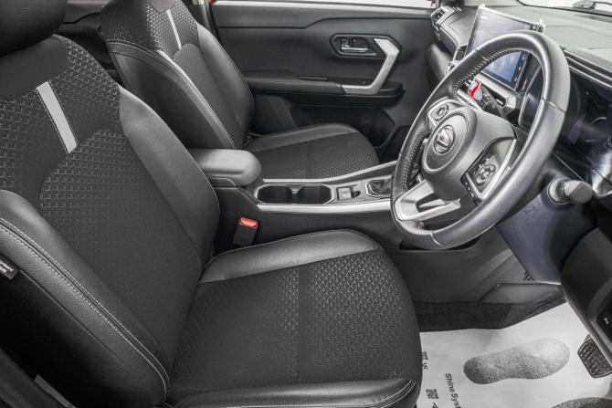 Daihatsu Rocky A200 с пробегом 2021 года, цена 1 699 000 рублей, 31000 км, внедорожник, Автокод Объявления
