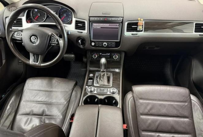 Volkswagen Touareg II Рестайлинг с пробегом 2017 года, цена 3 280 000 рублей, 233454 км, внедорожник, Автокод Объявления