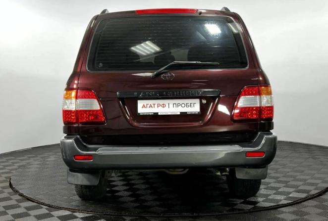 Toyota Land Cruiser 100 Series Рестайлинг 1 с пробегом 2005 года, цена 2 150 000 рублей, 284942 км, внедорожник, Автокод Объявления