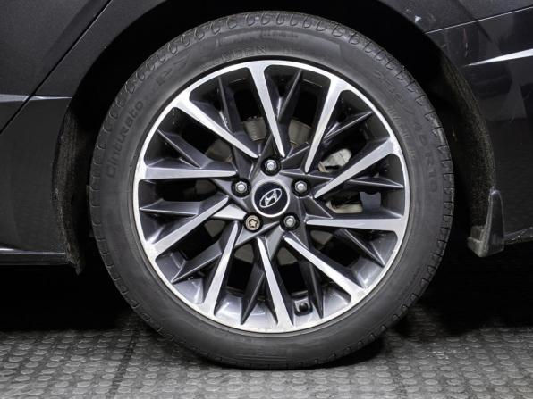 Hyundai Sonata VIII (DN8) с пробегом 2021 года, цена 2 649 000 рублей, 124483 км, седан, Автокод Объявления