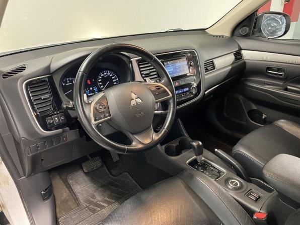 Mitsubishi Outlander III с пробегом 2012 года, цена 1 050 000 рублей, 155459 км, внедорожник, Автокод Объявления