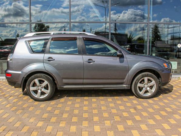 Mitsubishi Outlander II Рестайлинг с пробегом 2010 года, цена 850 000 рублей, 273000 км, внедорожник, Автокод Объявления