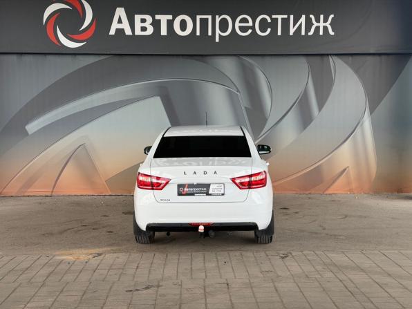 Lada (ВАЗ) Vesta I с пробегом 2018 года, цена 859 000 рублей, 72250 км, седан, Автокод Объявления