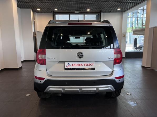 Skoda Yeti I Рестайлинг с пробегом 2015 года, цена 1 325 000 рублей, 178693 км, внедорожник, Автокод Объявления