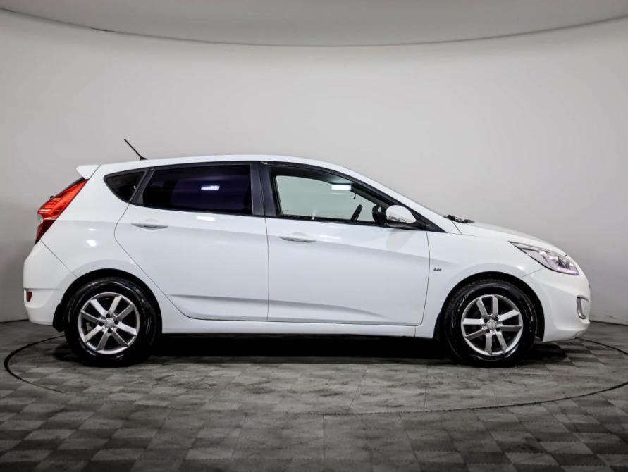 Hyundai Solaris I Санкт-Петербург  - изображение 4