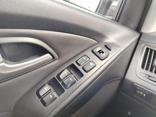 Hyundai ix35 I с пробегом 2010 года, цена 949 000 рублей, 249348 км, внедорожник, Автокод Объявления
