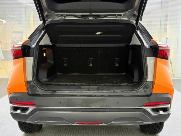 Omoda C5 I с пробегом 2023 года, цена 1 575 000 рублей, 131800 км, внедорожник, Автокод Объявления