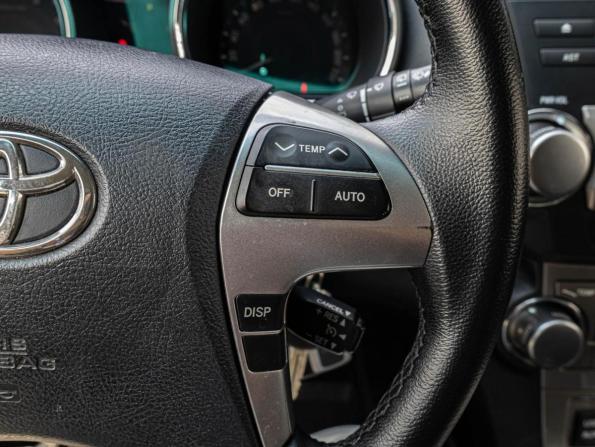 Toyota Highlander II (XU40) Рестайлинг с пробегом 2012 года, цена 1 669 000 рублей, 189166 км, внедорожник, Автокод Объявления
