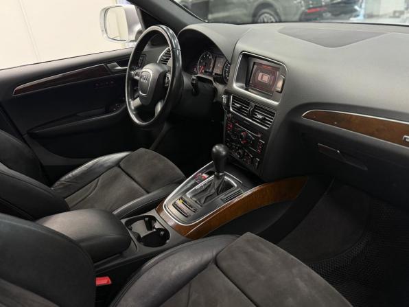 Audi Q5 I (8R) с пробегом 2010 года, цена 1 450 000 рублей, 171689 км, внедорожник, Автокод Объявления