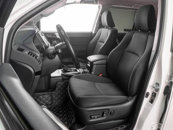Toyota Land Cruiser Prado 150 Series Рестайлинг 2 с пробегом 2020 года, цена 4 499 000 рублей, 193276 км, внедорожник, Автокод Объявления