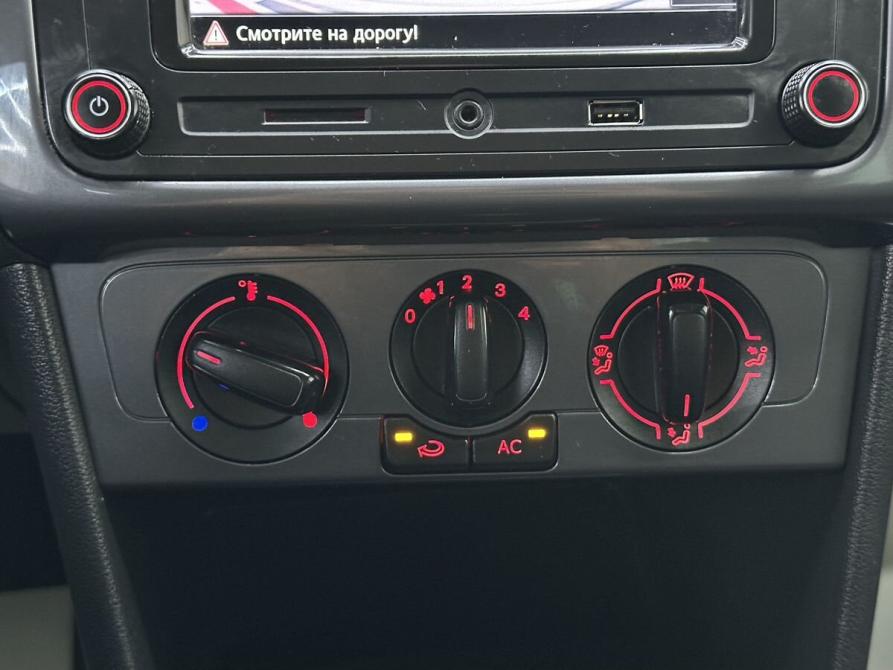 Volkswagen Polo V Рестайлинг Ярославль  - изображение 28