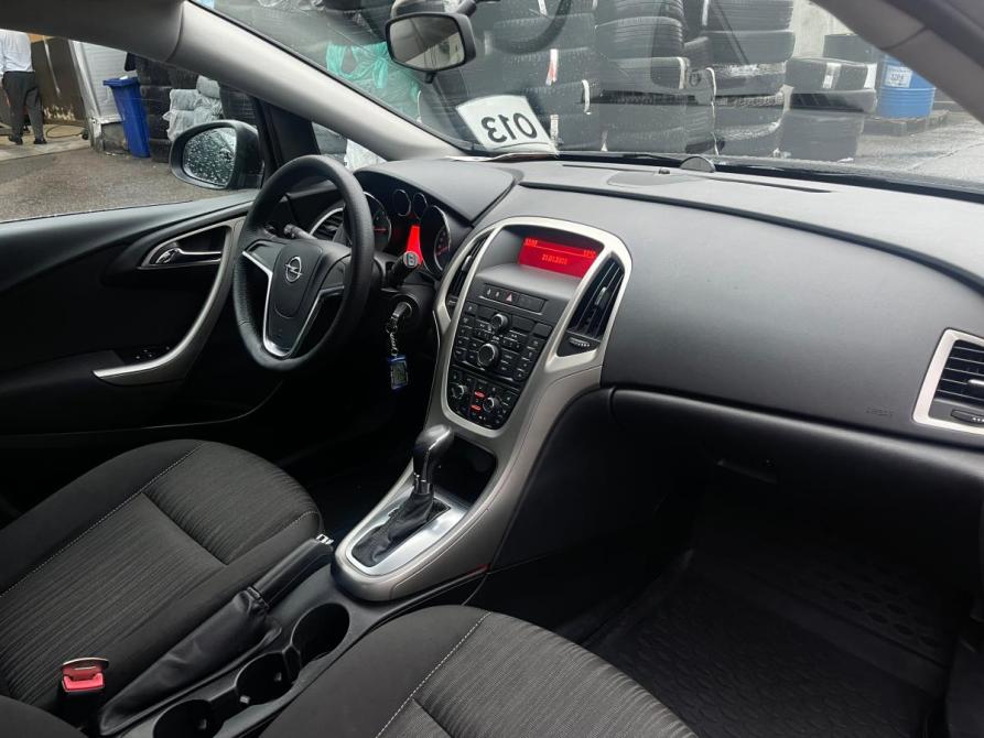 Opel Astra J Санкт-Петербург  - изображение 8