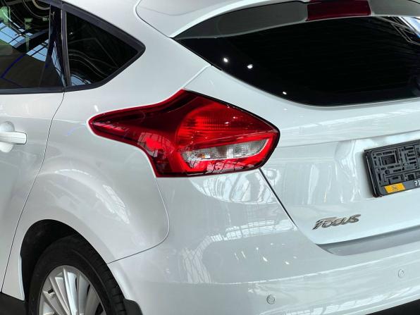 Ford Focus III Рестайлинг с пробегом 2017 года, цена 1 000 000 рублей, 157000 км, хэтчбек, Автокод Объявления
