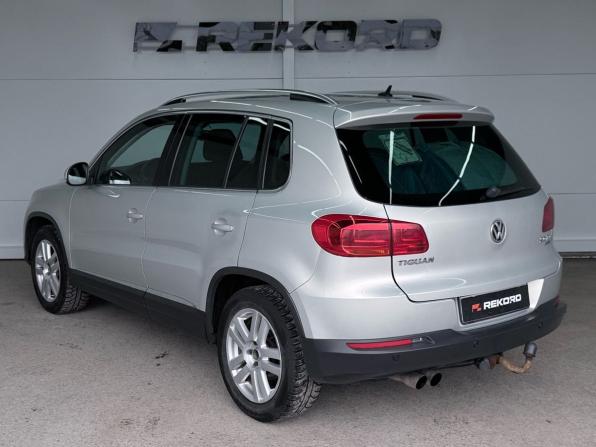 Volkswagen Tiguan I Рестайлинг с пробегом 2012 года, цена 1 329 000 рублей, 226262 км, внедорожник, Автокод Объявления