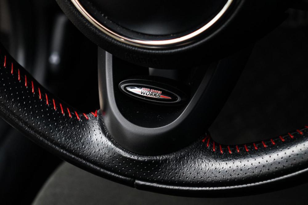 Mini Hatch III (F55/F56) Москва  - изображение 15
