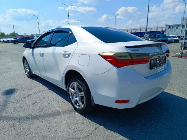 Toyota Corolla XI (E160 E170 E180) с пробегом 2013 года, цена 1 050 000 рублей, 231372 км, седан, Автокод Объявления
