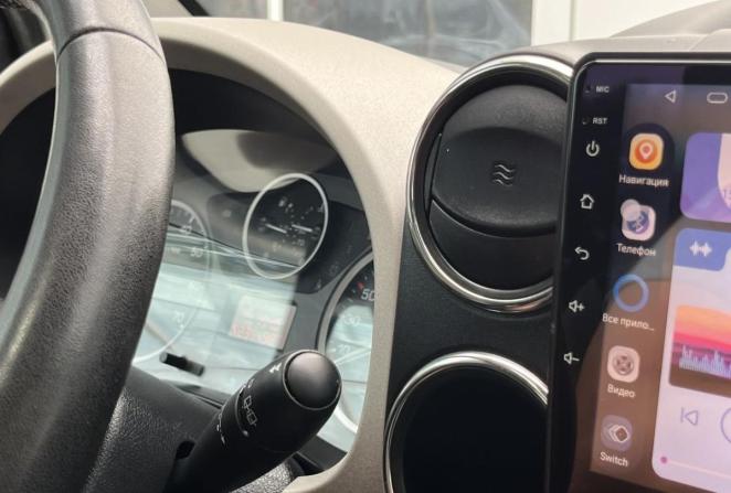Peugeot Partner II Рестайлинг с пробегом 2012 года, цена 750 000 рублей, 235451 км, компактвэн, Автокод Объявления