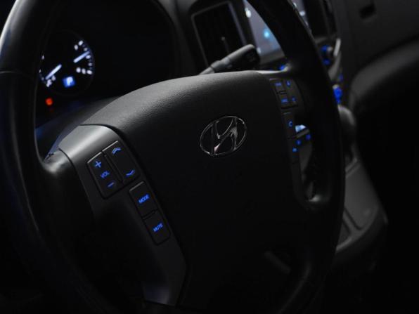 Hyundai Grand Starex I Рестайлинг 2 с пробегом 2018 года, цена 4 099 999 рублей, 36634 км, минивэн, Автокод Объявления