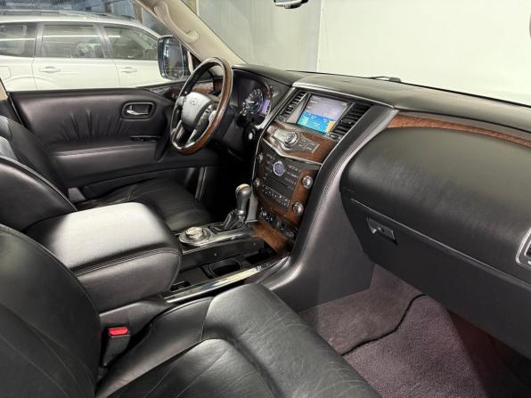 Infiniti QX56 II с пробегом 2011 года, цена 1 850 000 рублей, 303302 км, внедорожник, Автокод Объявления