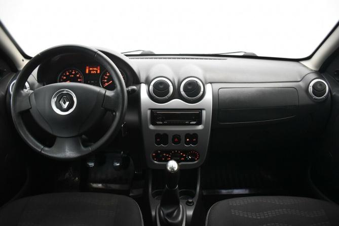 Renault Sandero I с пробегом 2013 года, цена 670 000 рублей, 106700 км, хэтчбек, Автокод Объявления