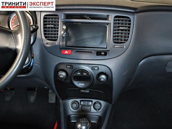 Kia Rio II Рестайлинг с пробегом 2010 года, цена 697 000 рублей, 142335 км, седан, Автокод Объявления
