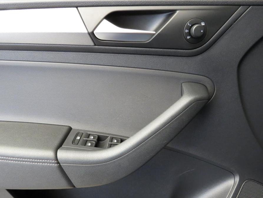 Volkswagen Polo VI Санкт-Петербург  - изображение 18
