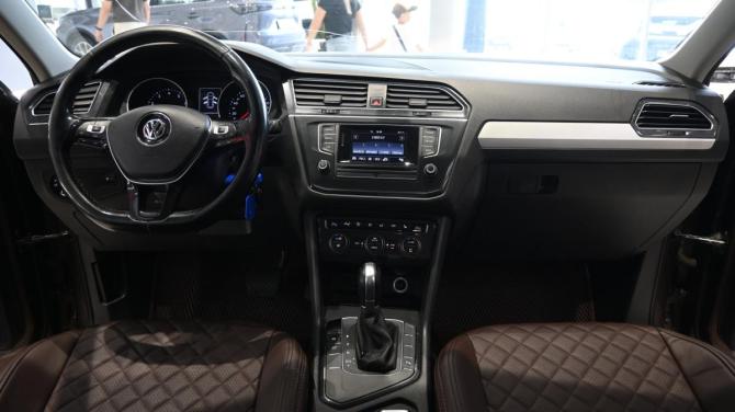 Volkswagen Tiguan II с пробегом 2017 года, цена 1 695 000 рублей, 161000 км, внедорожник, Автокод Объявления