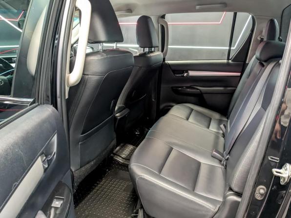Toyota Hilux VIII с пробегом 2017 года, цена 2 900 000 рублей, 247439 км, offers.body_type.unknown, Автокод Объявления