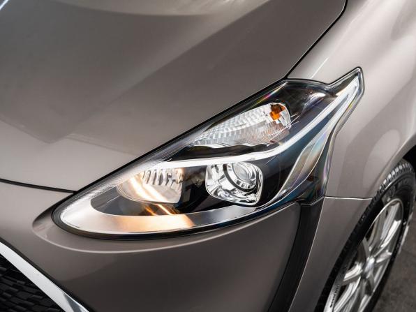 Toyota Sienta II Рестайлинг с пробегом 2021 года, цена 1 600 500 рублей, 36859 км, компактвэн, Автокод Объявления