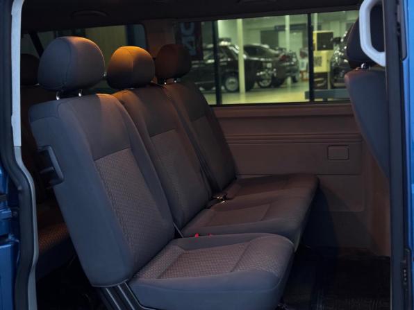 Volkswagen Caravelle T5 Рестайлинг с пробегом 2012 года, цена 1 979 000 рублей, 145057 км, минивэн, Автокод Объявления