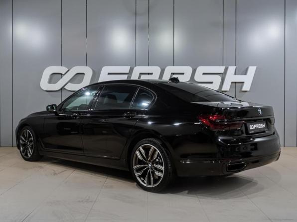 BMW 7 серии VI (G11/G12) с пробегом 2016 года, цена 3 199 000 рублей, 203753 км, седан, Автокод Объявления
