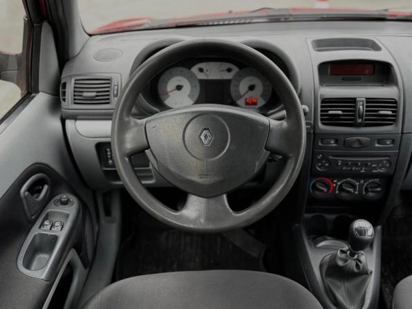 Renault Symbol I Рестайлинг с пробегом 2006 года, цена 279 000 рублей, 164735 км, седан, Автокод Объявления