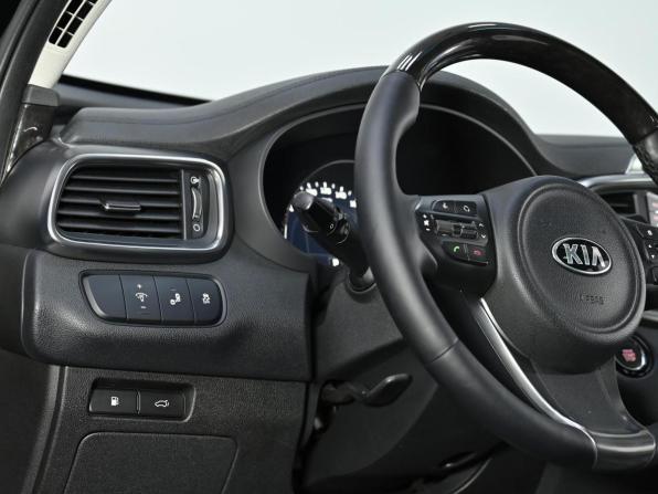 Kia Sorento III Prime Рестайлинг с пробегом 2017 года, цена 2 149 000 рублей, 152000 км, внедорожник, Автокод Объявления